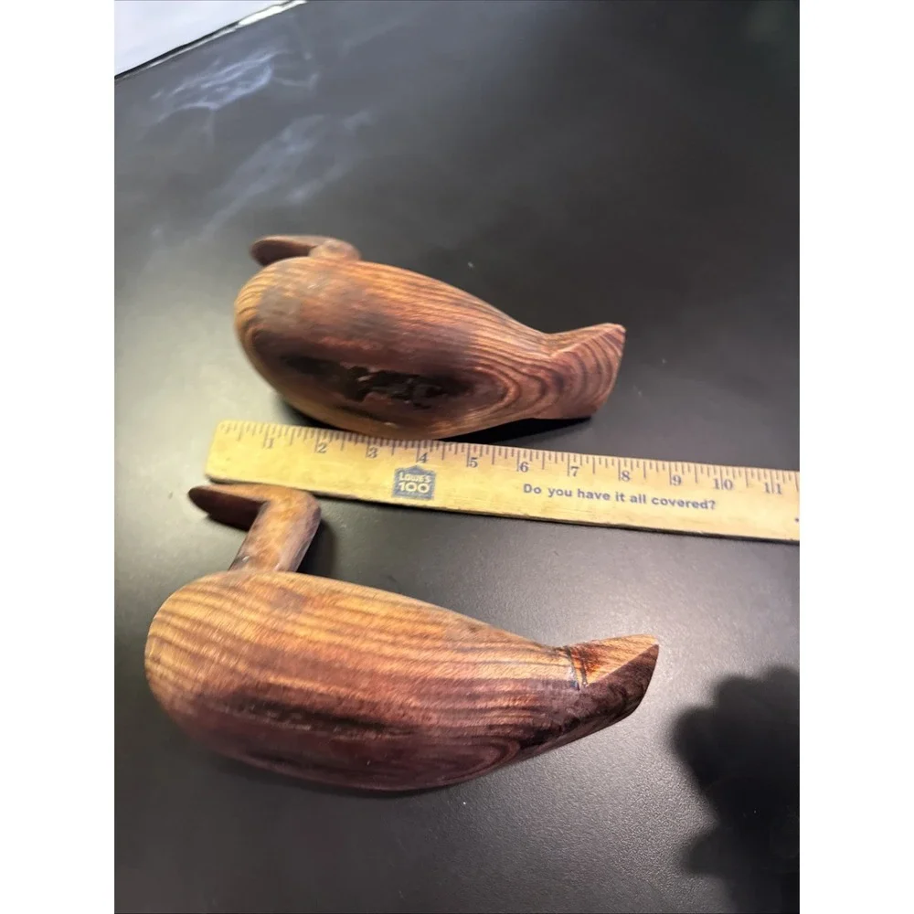 RARE ANTIQUE PRIMITIVE HAND‎ CARVED PAIR OF WOODEN DUCKS